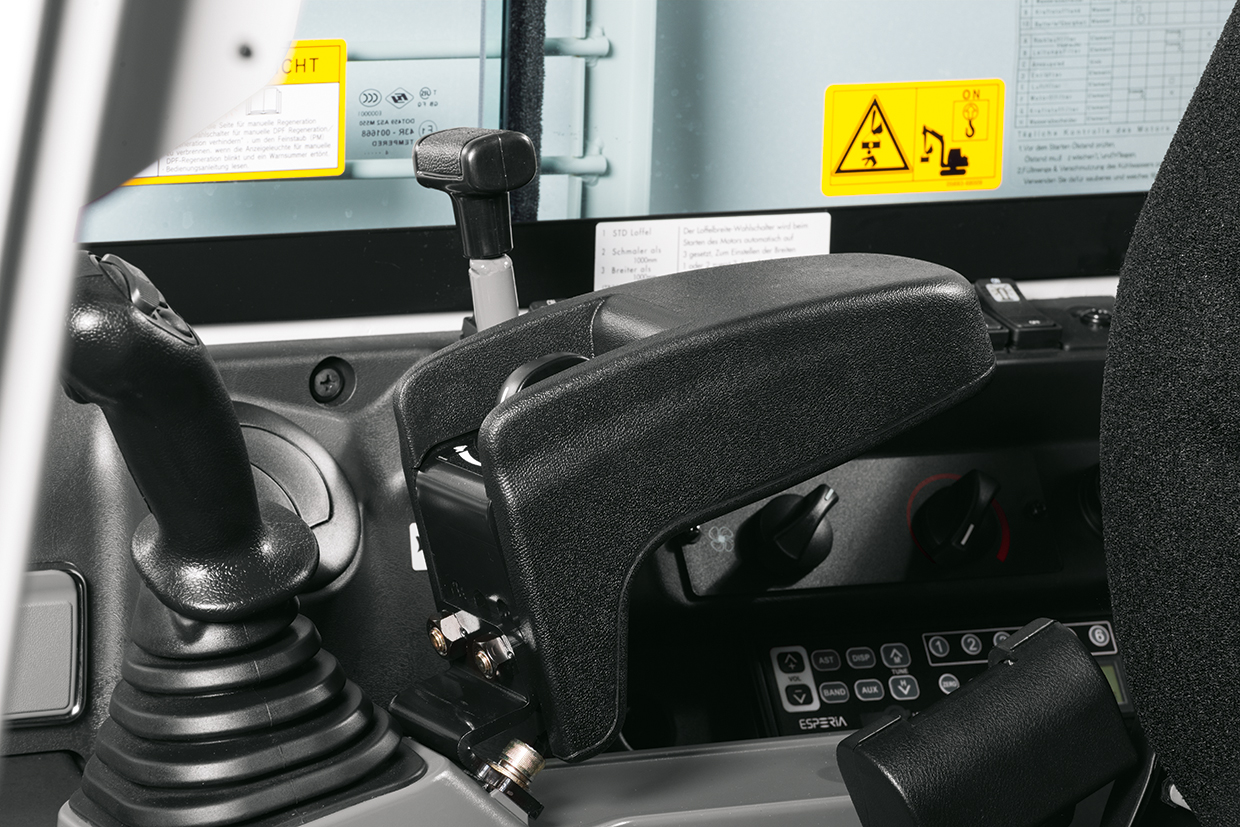 Kabina TB280FR – ujęcie 15